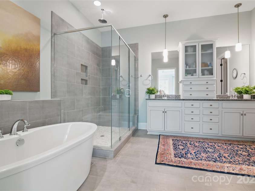 164 Riverstone Drive, Davidson, NC 28036.  MLS# CAR4245511, YatesRealty ID 13256. 