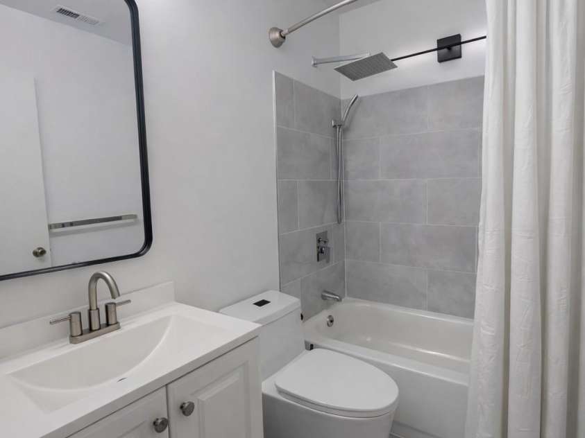 5812 Stone Bluff Court, Charlotte, NC 28214.  MLS# CAR4369652, YatesRealty ID 13257. 