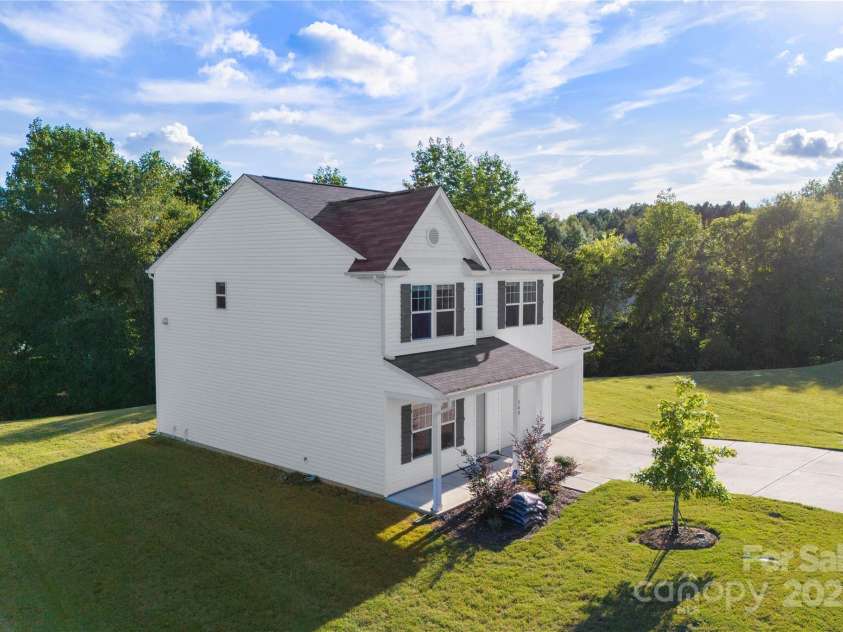 548 Dutch White Drive, Clover, SC 29710.  MLS# CAR4248926, YatesRealty ID 13258. 