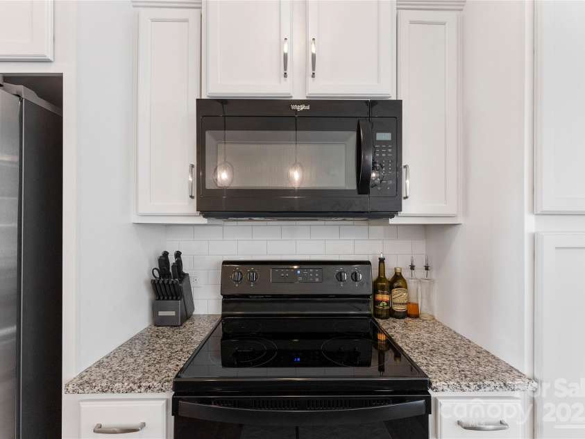 548 Dutch White Drive, Clover, SC 29710.  MLS# CAR4248926, YatesRealty ID 13258. 