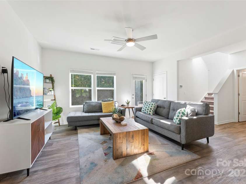 548 Dutch White Drive, Clover, SC 29710.  MLS# CAR4248926, YatesRealty ID 13258. 