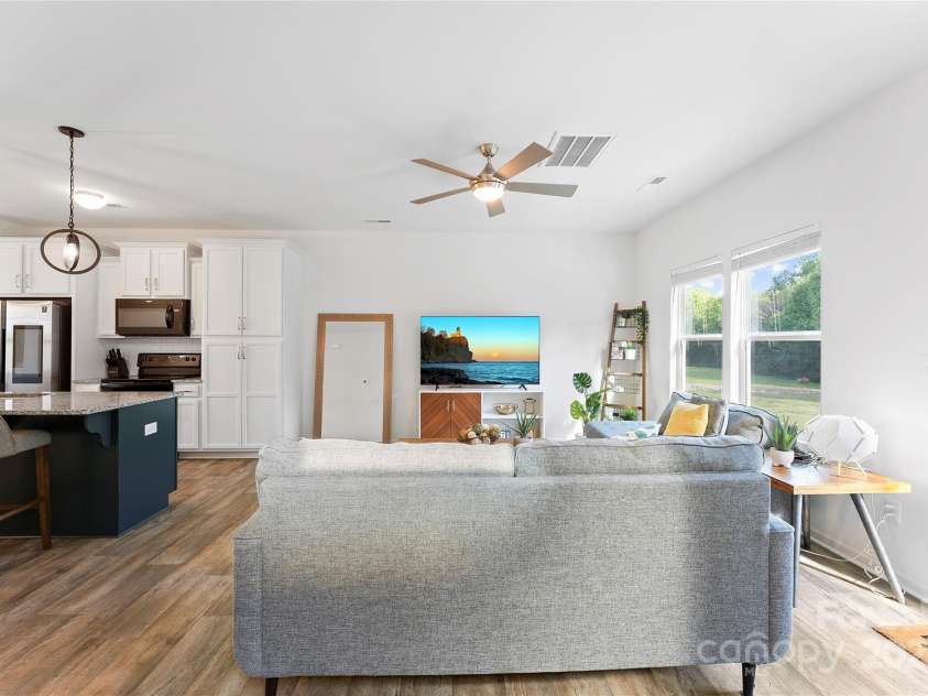 548 Dutch White Drive, Clover, SC 29710.  MLS# CAR4248926, YatesRealty ID 13258. 