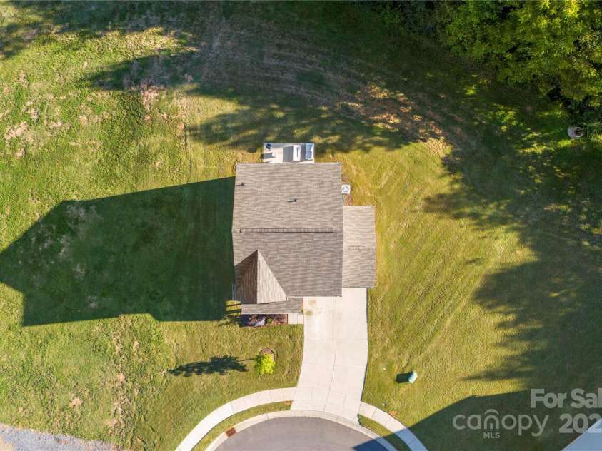 548 Dutch White Drive, Clover, SC 29710.  MLS# CAR4248926, YatesRealty ID 13258. 