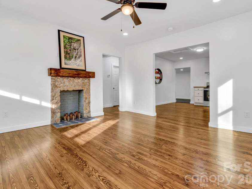 246 Marion Street, Marion, NC 28752.  MLS# CAR4341542, YatesRealty ID 13259. 