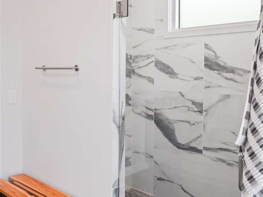 26 Hickory Top Lane, Asheville, NC 28805.  MLS# CAR4250259, YatesRealty ID 1326. 