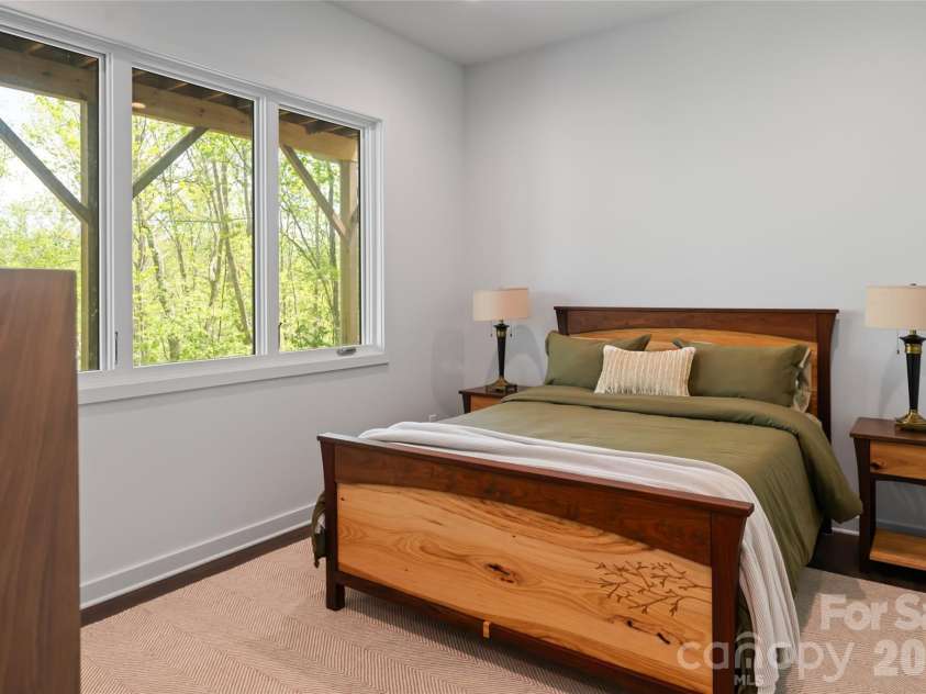 26 Hickory Top Lane, Asheville, NC 28805.  MLS# CAR4250259, YatesRealty ID 1326. 