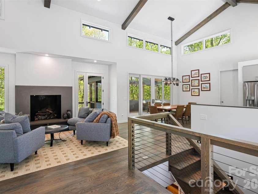 26 Hickory Top Lane, Asheville, NC 28805.  MLS# CAR4250259, YatesRealty ID 1326. 