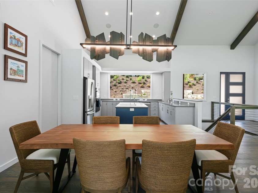 26 Hickory Top Lane, Asheville, NC 28805.  MLS# CAR4250259, YatesRealty ID 1326. 