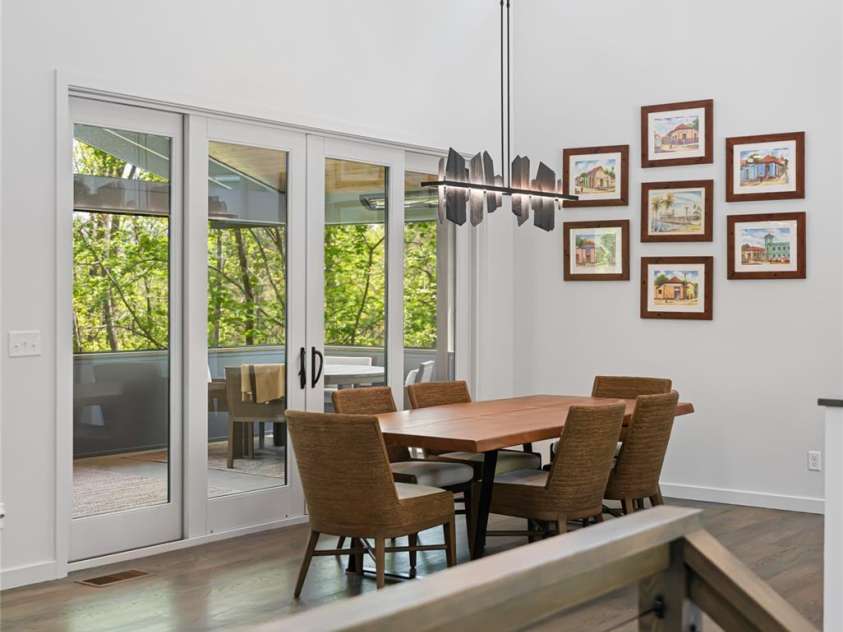 26 Hickory Top Lane, Asheville, NC 28805.  MLS# CAR4250259, YatesRealty ID 1326. 