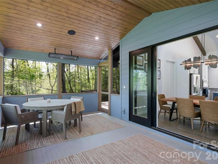 26 Hickory Top Lane, Asheville, NC 28805.  MLS# CAR4250259, YatesRealty ID 1326. 