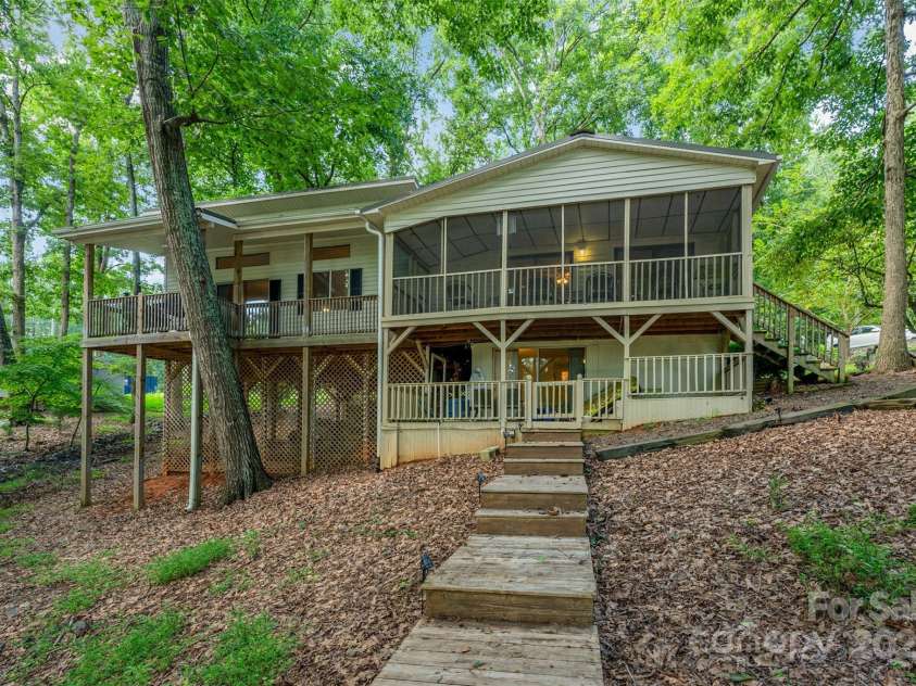 494 Deerfield Road, Mount Gilead, NC 27306.  MLS# CAR4292549, YatesRealty ID 1326. 