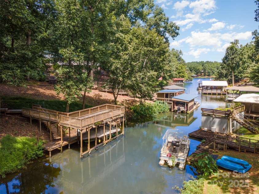 494 Deerfield Road, Mount Gilead, NC 27306.  MLS# CAR4292549, YatesRealty ID 1326. 