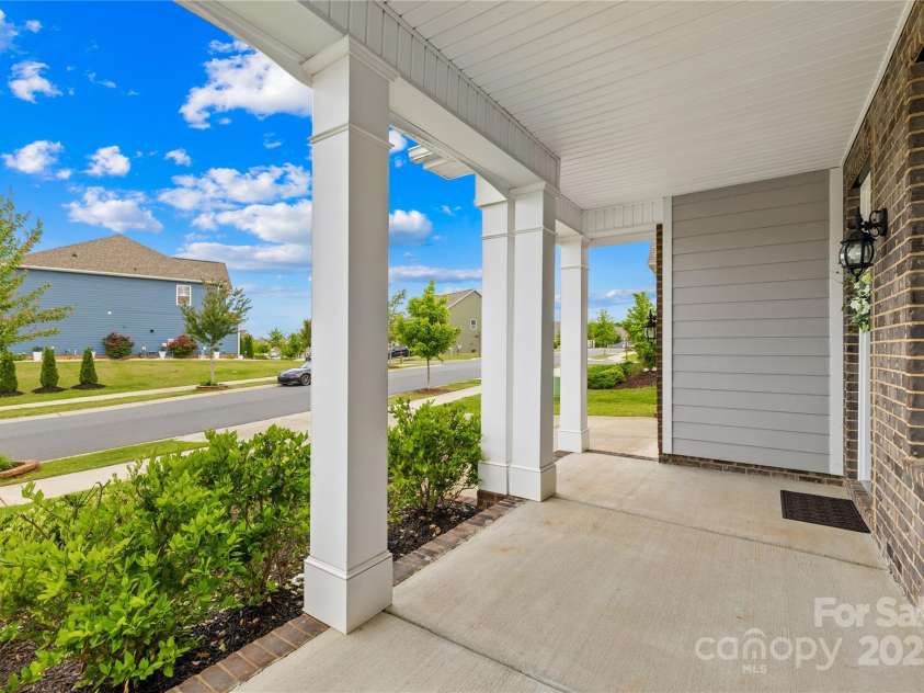 2007 Lydney Circle, Waxhaw, NC 28173.  MLS# CAR4252911, YatesRealty ID 13261. 