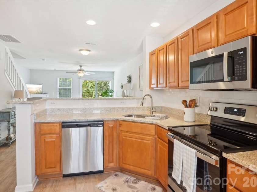 4014 Ashby Lane, Fort Mill, SC 29707.  MLS# CAR4327713, YatesRealty ID 13261. 