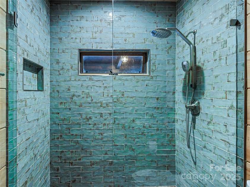 130 Greenfield Circle, Brevard, NC 28712.  MLS# CAR4252528, YatesRealty ID 13263. 