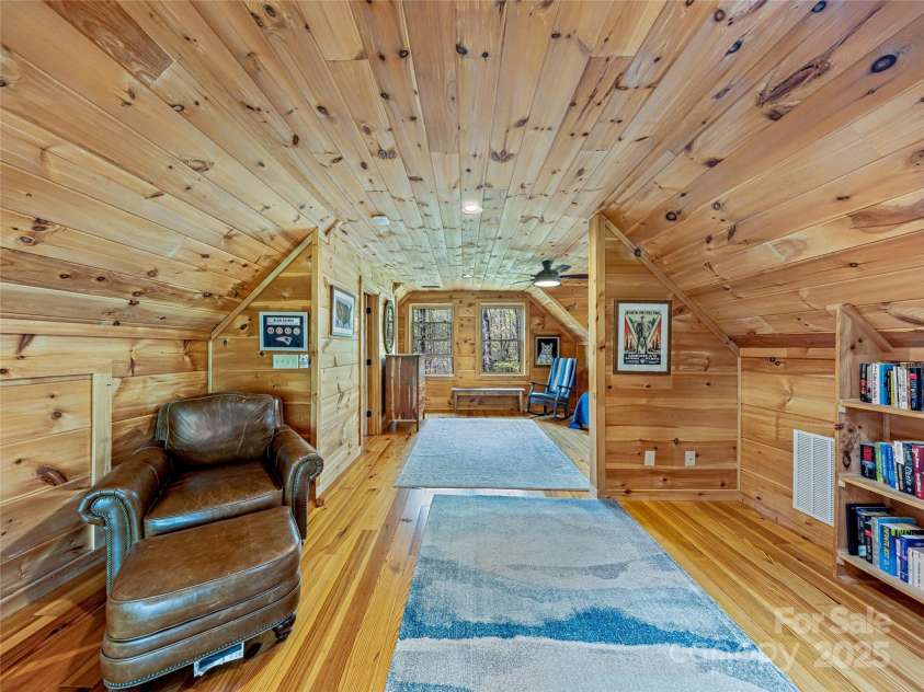 130 Greenfield Circle, Brevard, NC 28712.  MLS# CAR4252528, YatesRealty ID 13263. 