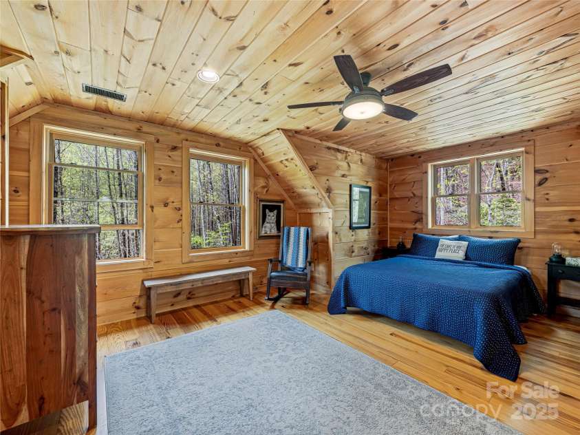 130 Greenfield Circle, Brevard, NC 28712.  MLS# CAR4252528, YatesRealty ID 13263. 