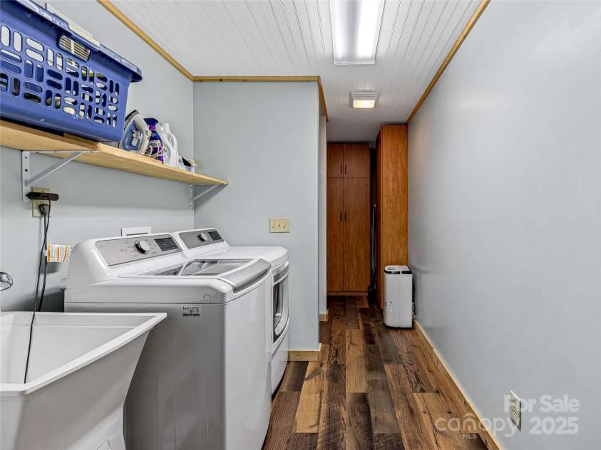 130 Greenfield Circle, Brevard, NC 28712.  MLS# CAR4252528, YatesRealty ID 13263. 