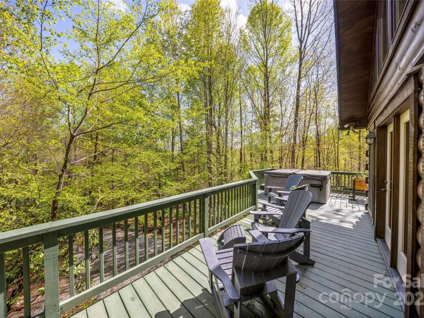 130 Greenfield Circle, Brevard, NC 28712.  MLS# CAR4252528, YatesRealty ID 13263. 