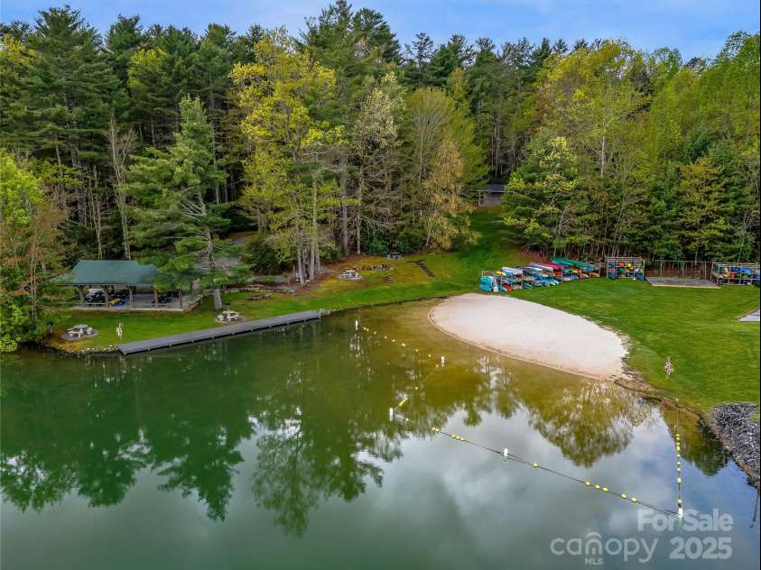 130 Greenfield Circle, Brevard, NC 28712.  MLS# CAR4252528, YatesRealty ID 13263. 