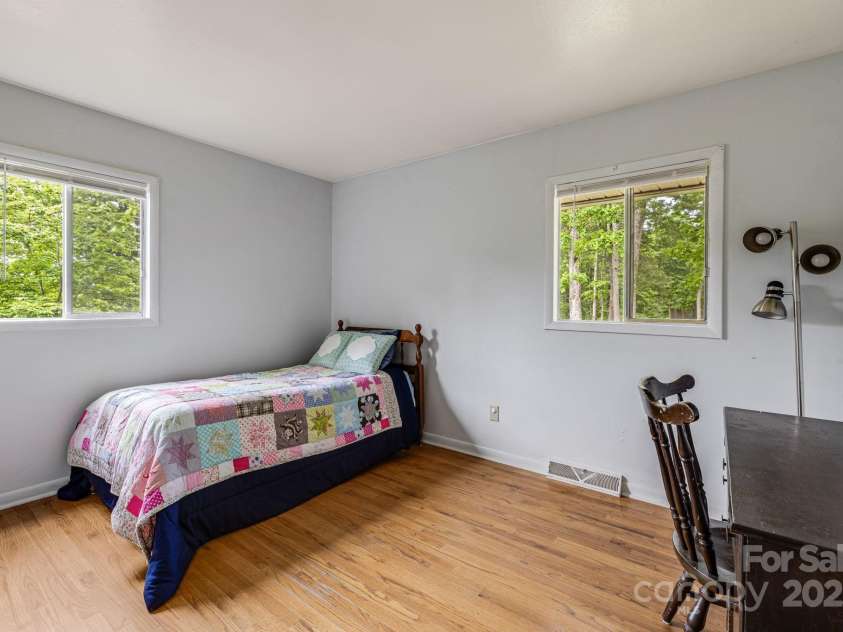 308 Melody Circle, Swannanoa, NC 28778.  MLS# CAR4255961, YatesRealty ID 13264. 2