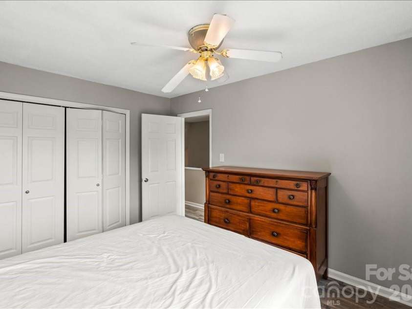 6610 Point Comfort Lane, Charlotte, NC 28226.  MLS# CAR4359736, YatesRealty ID 13266. Second Bedroom on Second Floor