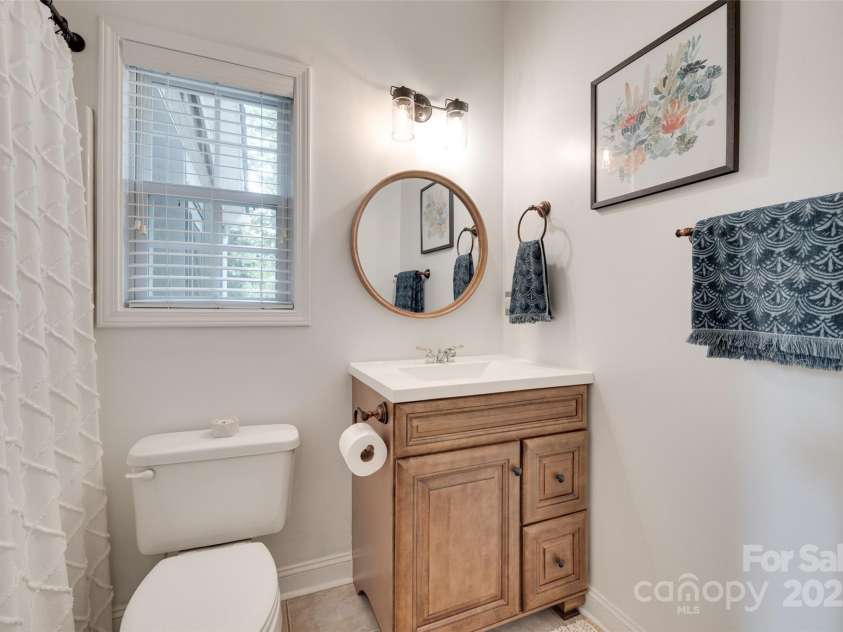 9217 Tenby Lane, Matthews, NC 28104.  MLS# CAR4255611, YatesRealty ID 13266. 