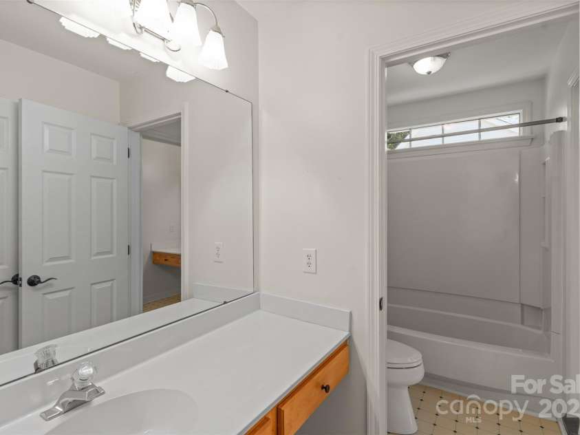 111 Wilton Place, Mooresville, NC 28117.  MLS# CAR4253360, YatesRealty ID 13267. 