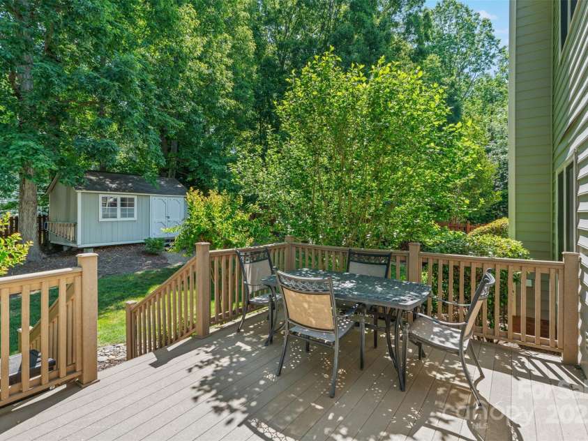 111 Wilton Place, Mooresville, NC 28117.  MLS# CAR4253360, YatesRealty ID 13267. 