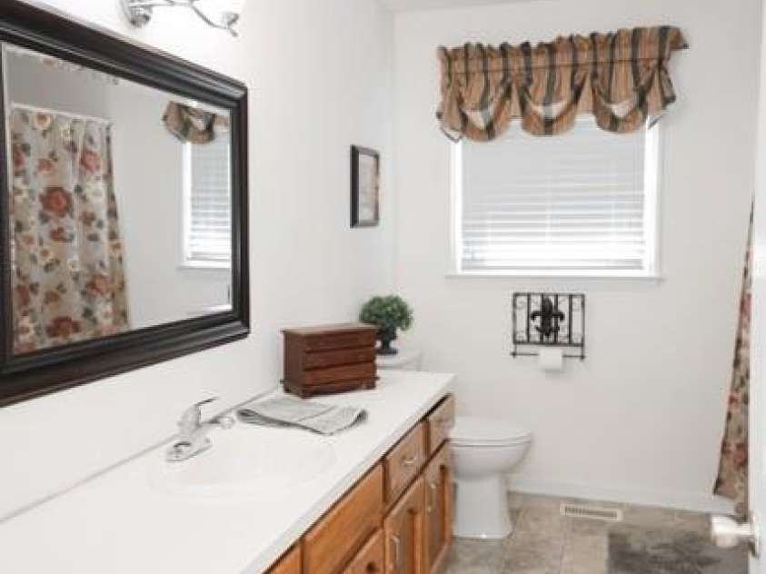 2465 Wellington Drive, Gastonia, NC 28054.  MLS# CAR4366362, YatesRealty ID 13267. 