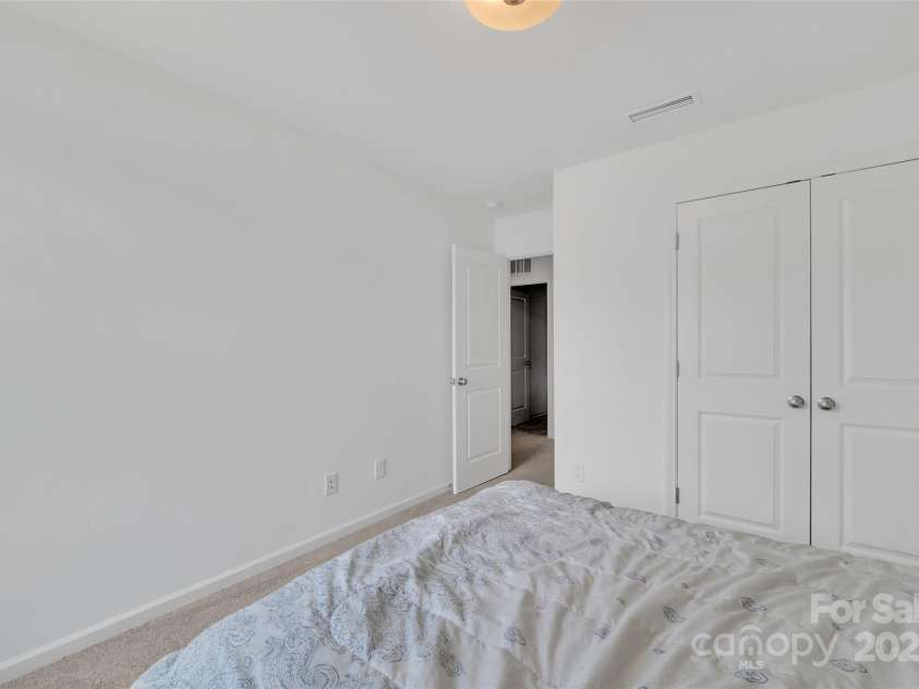 12110 Chesapeake Mallard Drive, Charlotte, NC 28262.  MLS# CAR4254646, YatesRealty ID 13268. 