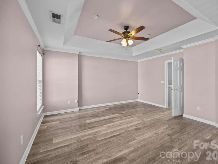 12353 Jessica Place, Charlotte, NC 28269.  MLS# CAR4341466, YatesRealty ID 13269. 