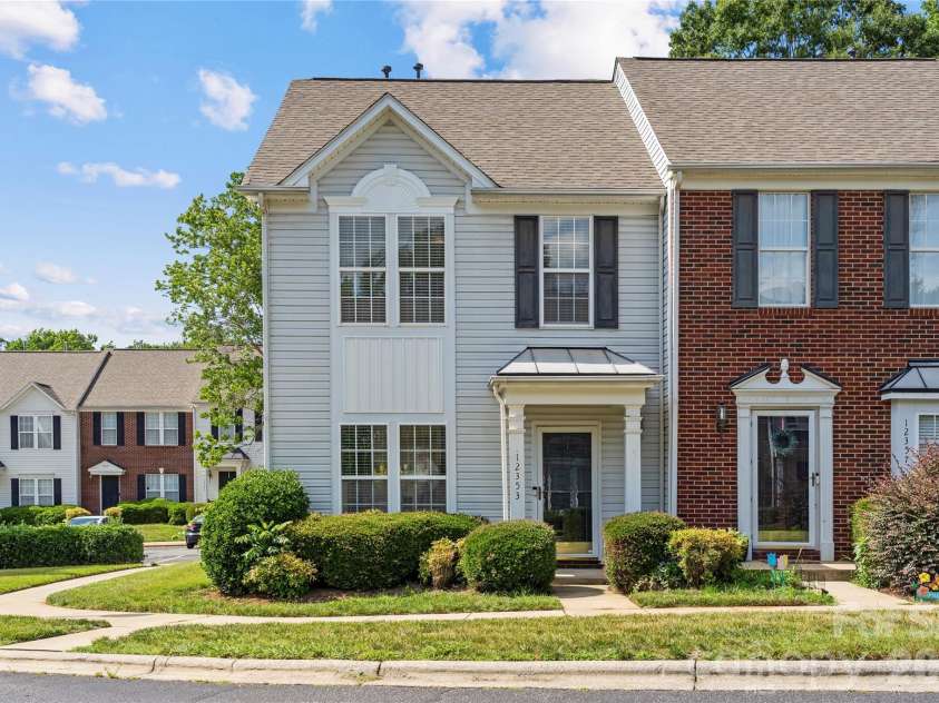 12353 Jessica Place, Charlotte, NC 28269.  MLS# CAR4396126, YatesRealty ID 13269. 