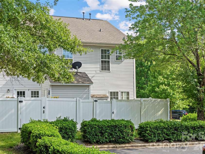 12353 Jessica Place, Charlotte, NC 28269.  MLS# CAR4396126, YatesRealty ID 13269. 