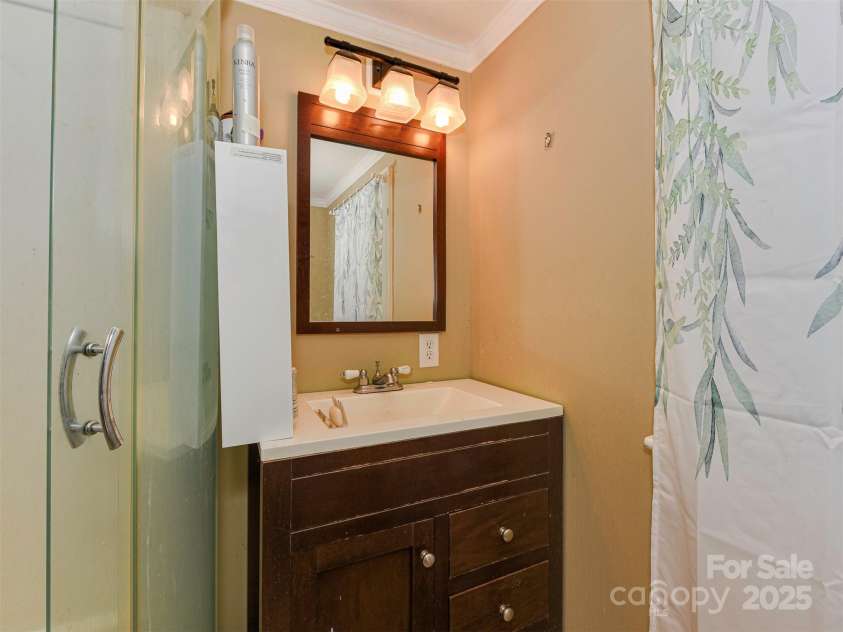 250 Circus Trail, Forest City, NC 28043.  MLS# CAR4300155, YatesRealty ID 1327. 