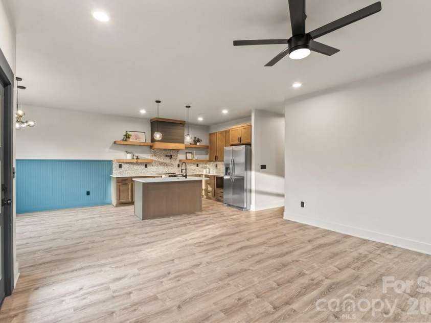 110 Wyoming Drive, Concord, NC 28027.  MLS# CAR4354111, YatesRealty ID 13270. 