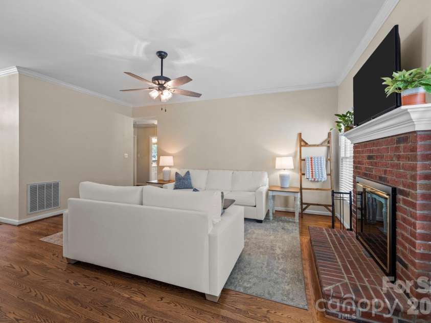 413 Nixon Road, Belmont, NC 28012.  MLS# CAR4364473, YatesRealty ID 13271. 