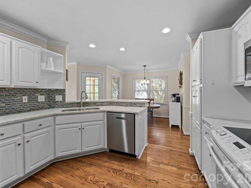 413 Nixon Road, Belmont, NC 28012.  MLS# CAR4364473, YatesRealty ID 13271. 