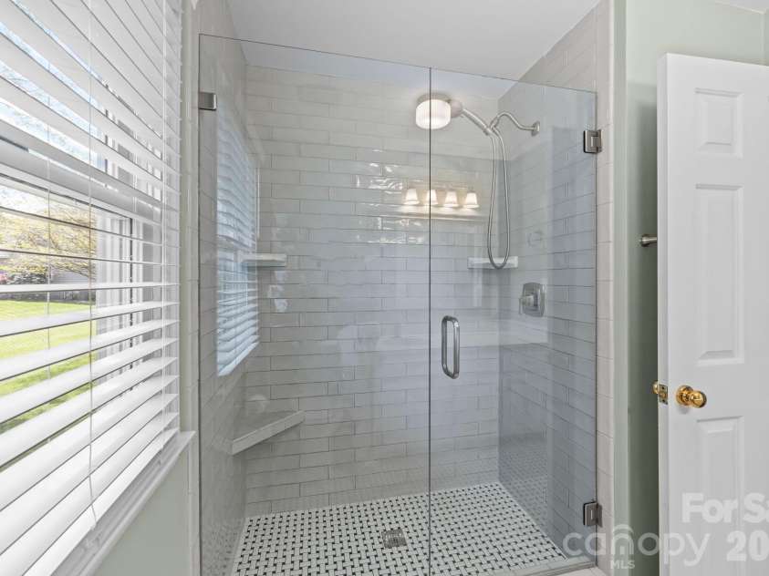 413 Nixon Road, Belmont, NC 28012.  MLS# CAR4364473, YatesRealty ID 13271. 
