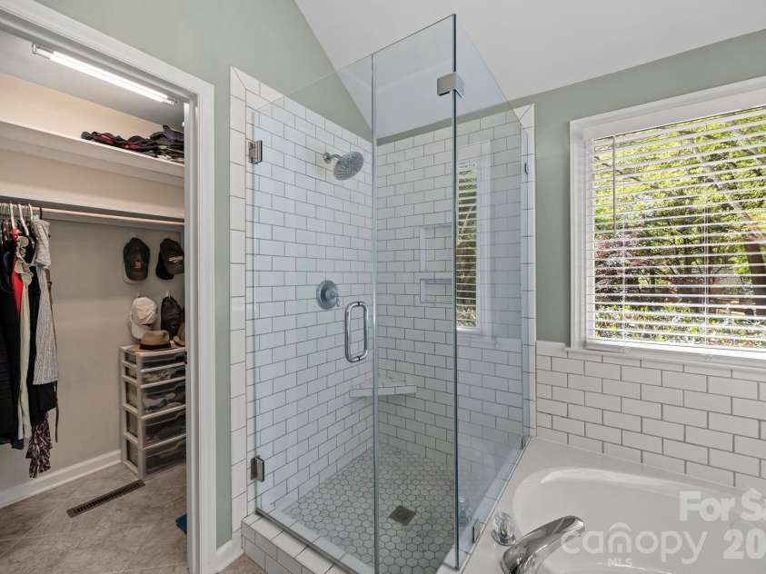 413 Nixon Road, Belmont, NC 28012.  MLS# CAR4364473, YatesRealty ID 13271. 