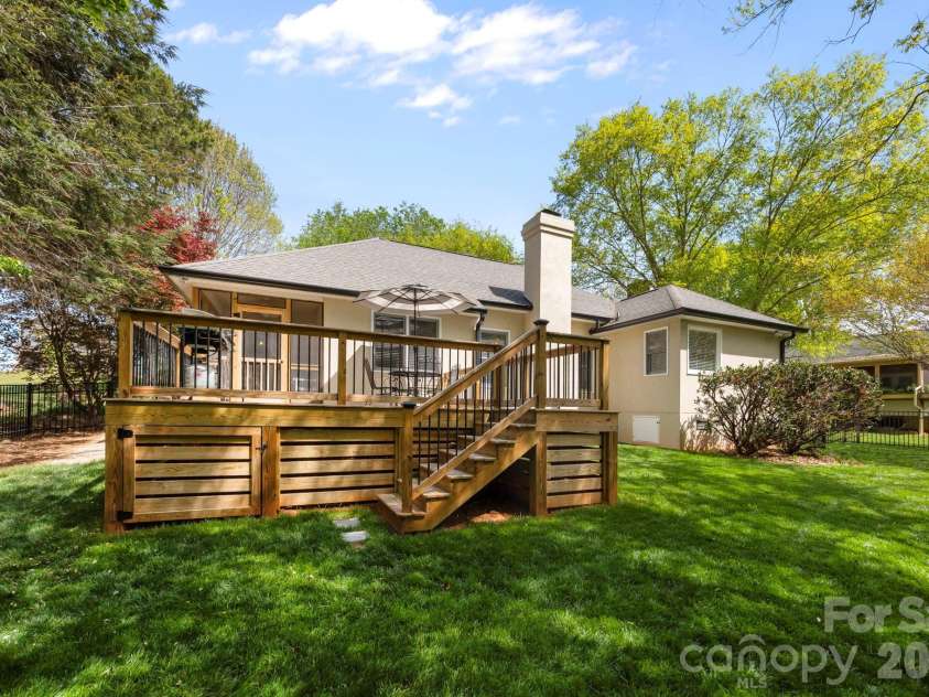 413 Nixon Road, Belmont, NC 28012.  MLS# CAR4364473, YatesRealty ID 13271. 
