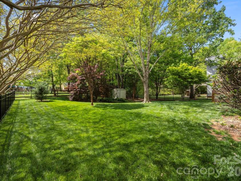 413 Nixon Road, Belmont, NC 28012.  MLS# CAR4364473, YatesRealty ID 13271. 