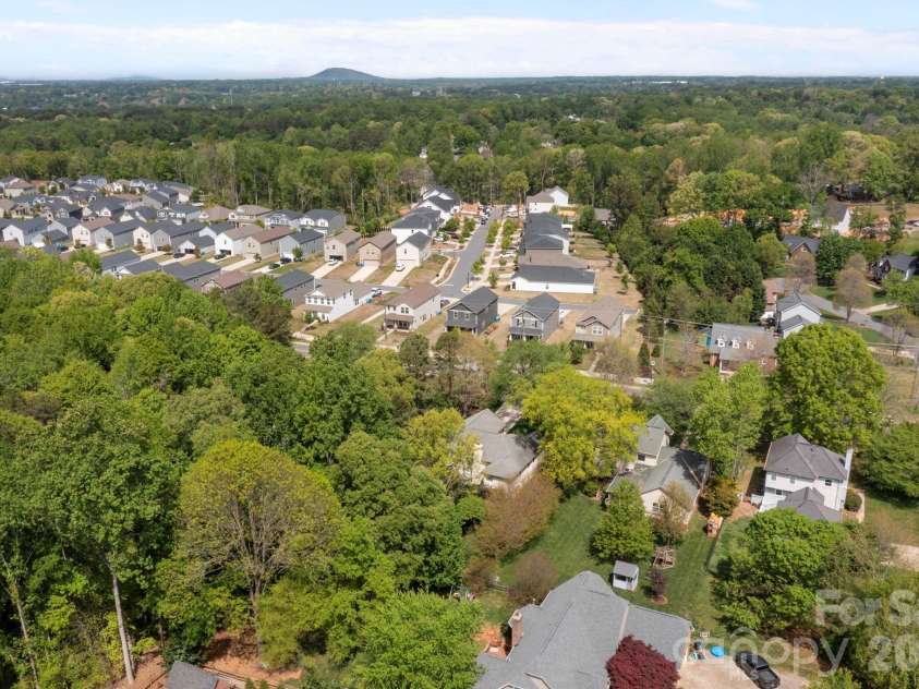 413 Nixon Road, Belmont, NC 28012.  MLS# CAR4364473, YatesRealty ID 13271. 