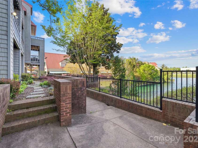 9025 J M Keynes Drive, Charlotte, NC 28262.  MLS# CAR4242495, YatesRealty ID 13272. 