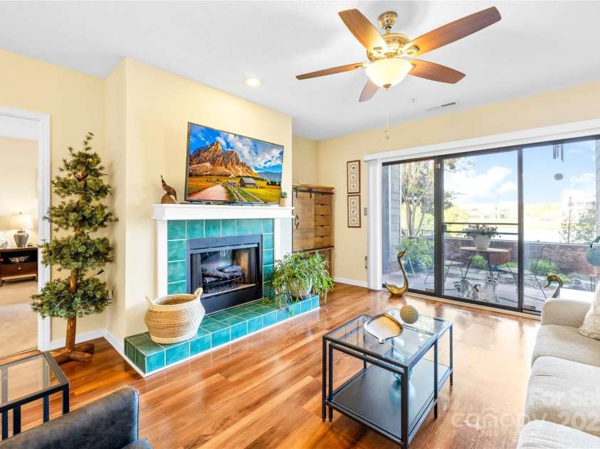 9025 J M Keynes Drive, Charlotte, NC 28262.  MLS# CAR4242495, YatesRealty ID 13272. 