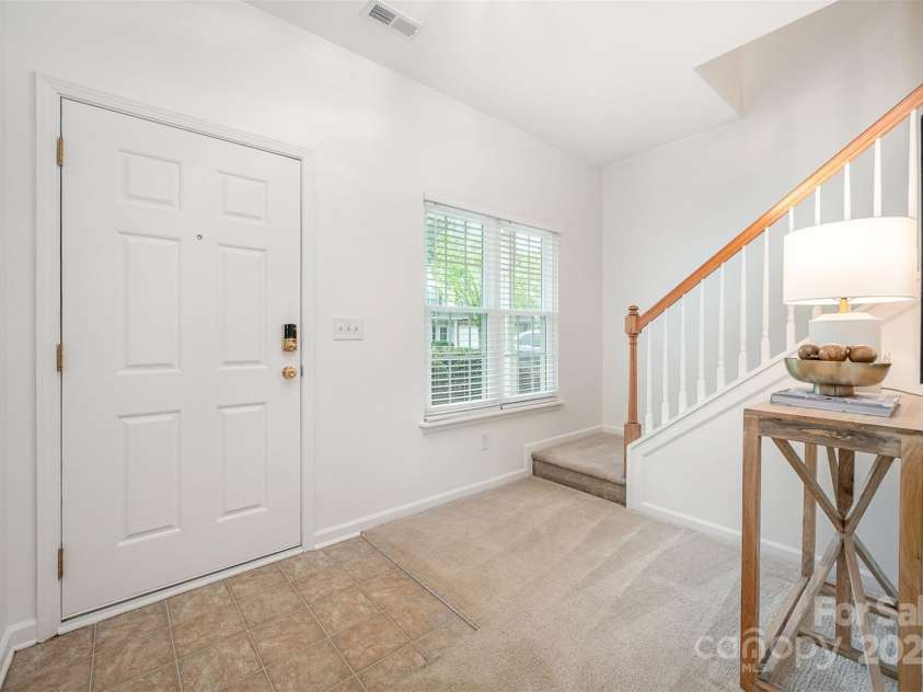 15554 Stronvar House Lane, Charlotte, NC 28277.  MLS# CAR4257908, YatesRealty ID 13274. 
