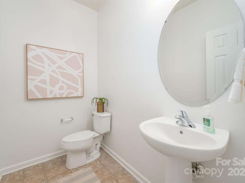 15554 Stronvar House Lane, Charlotte, NC 28277.  MLS# CAR4257908, YatesRealty ID 13274. 