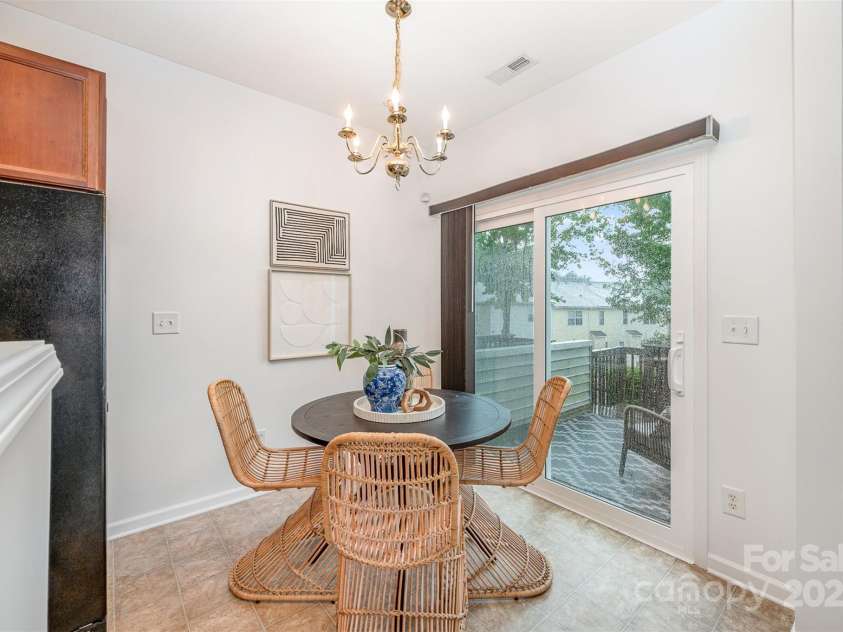 15554 Stronvar House Lane, Charlotte, NC 28277.  MLS# CAR4257908, YatesRealty ID 13274. 