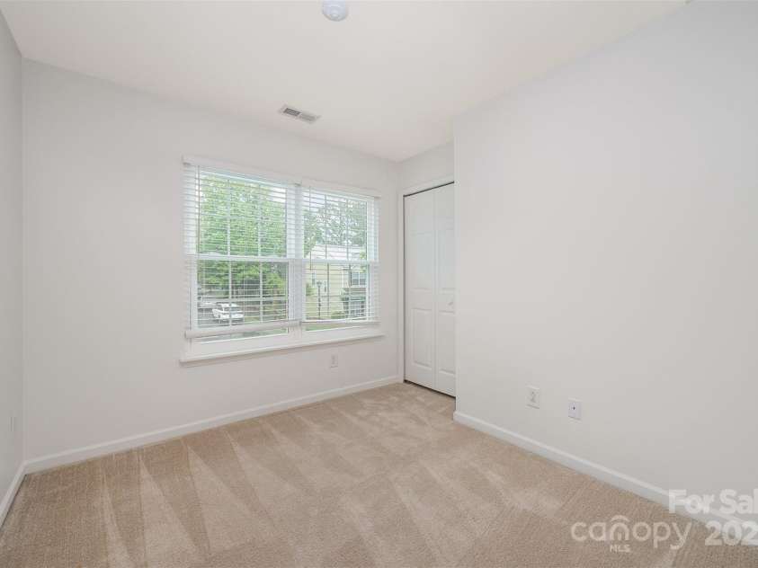 15554 Stronvar House Lane, Charlotte, NC 28277.  MLS# CAR4257908, YatesRealty ID 13274. 