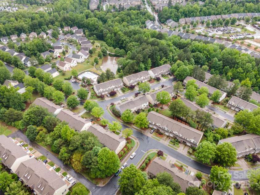 15554 Stronvar House Lane, Charlotte, NC 28277.  MLS# CAR4257908, YatesRealty ID 13274. 